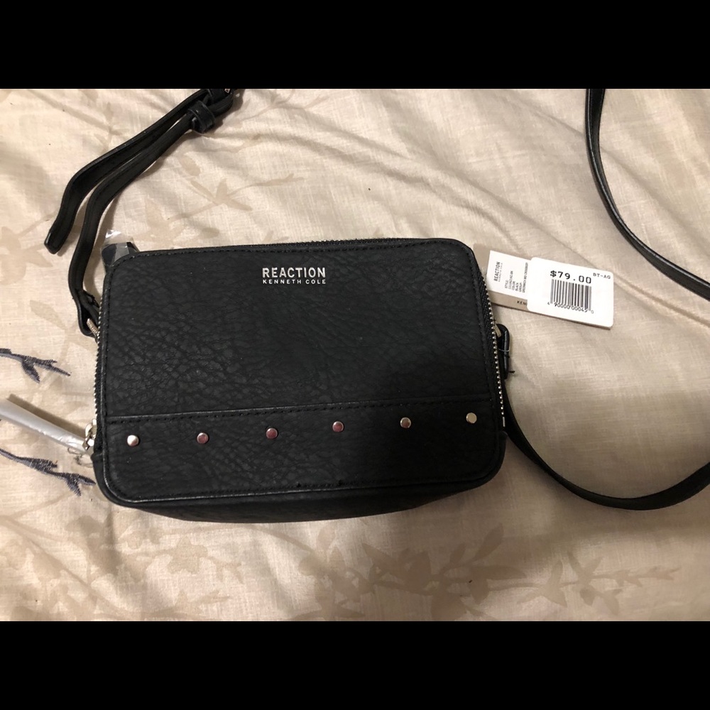 NWT Reaction Kenneth Cole Black Purse 🌸🌸